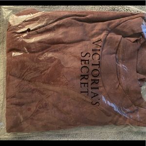 Pink perfect crew tee